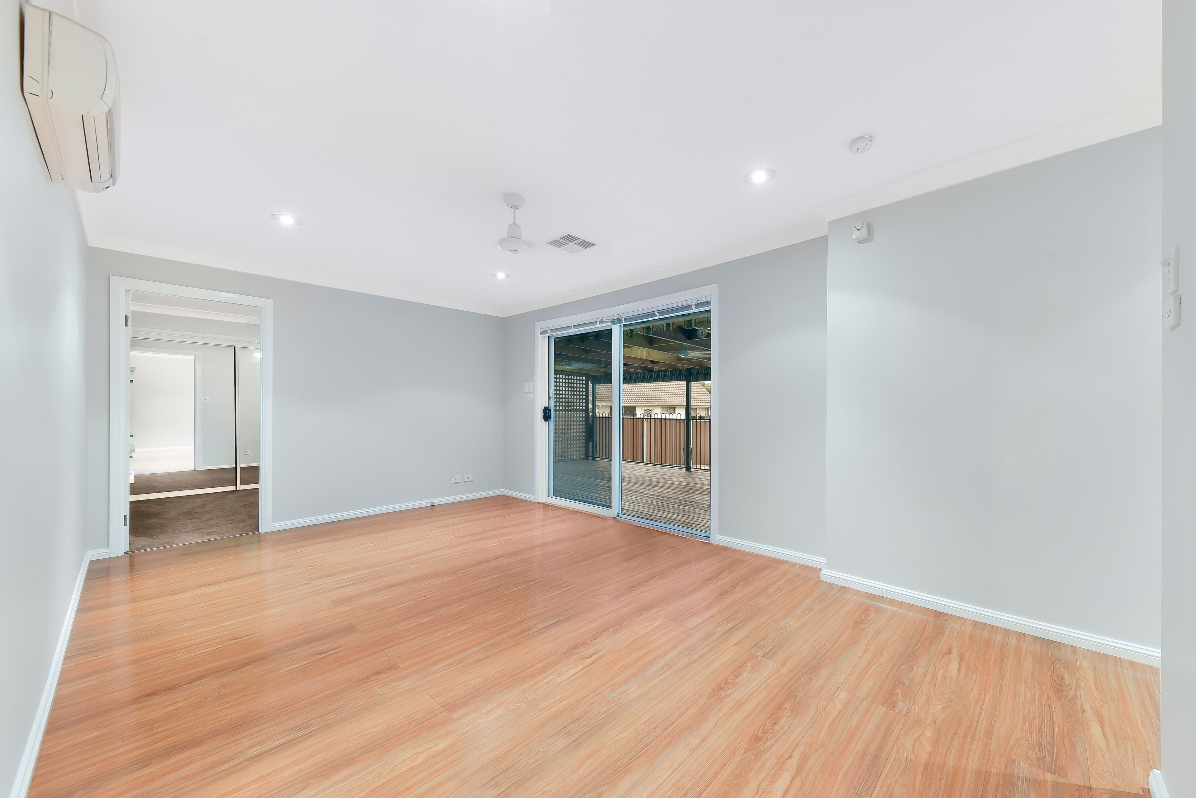 5 Grahame Avenue, Glenfield NSW 2167, Glenfield - Thumbnail 2