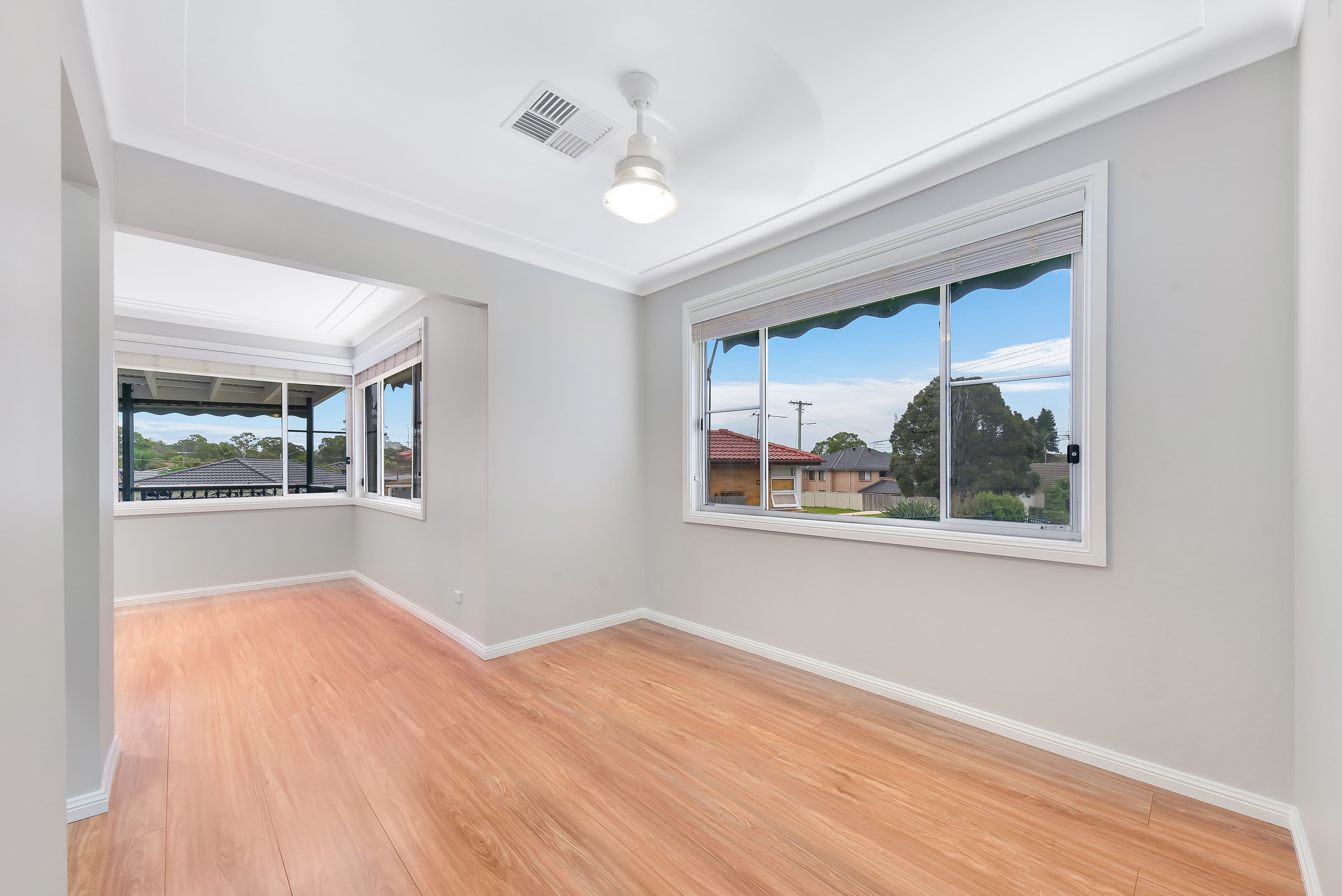 5 Grahame Avenue, Glenfield NSW 2167, Glenfield - Thumbnail 4