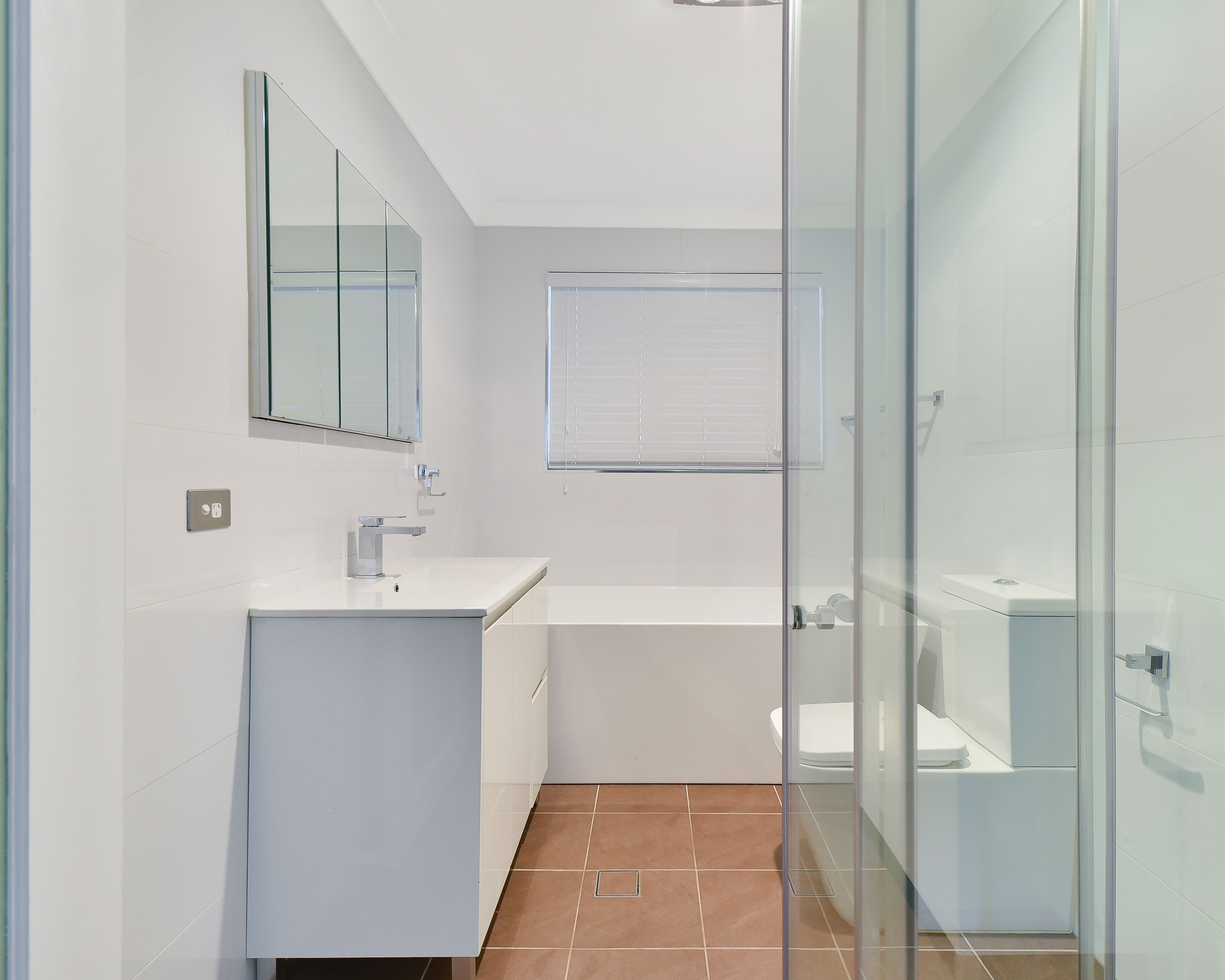 5 Grahame Avenue, Glenfield NSW 2167, Glenfield - Thumbnail 8