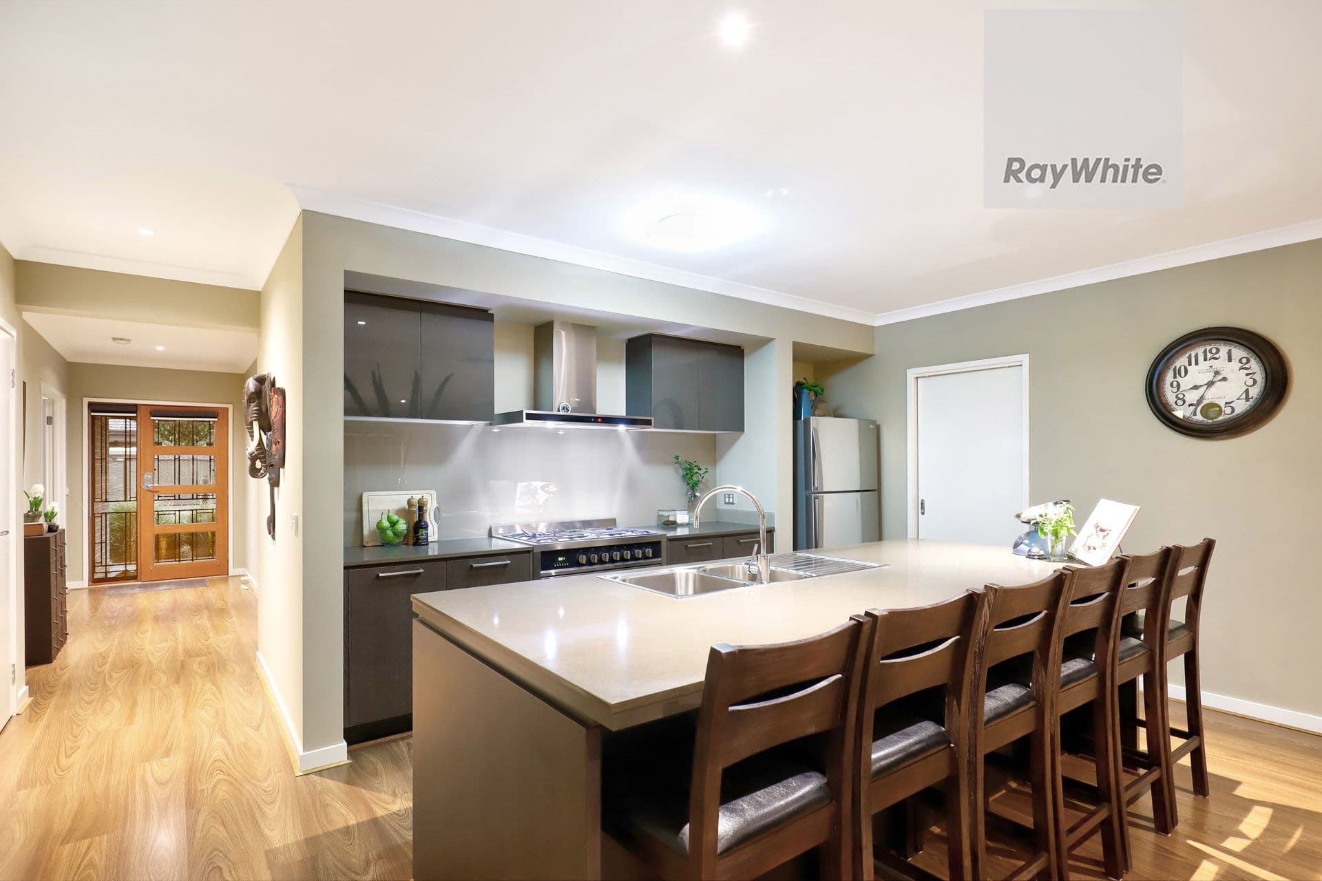 4 Millicent Drive, Craigieburn VIC 3064, Craigieburn - Thumbnail 3