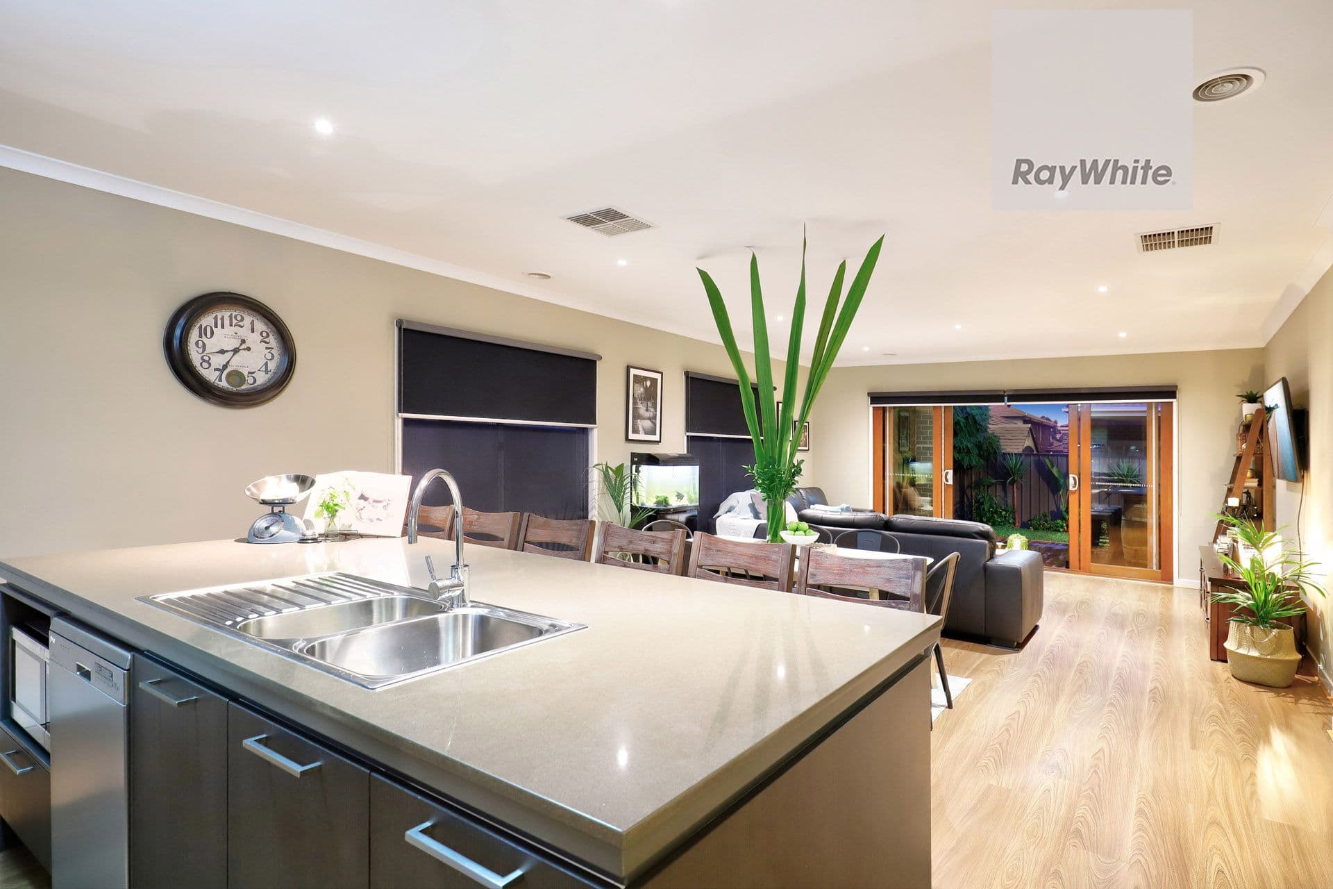 4 Millicent Drive, Craigieburn VIC 3064, Craigieburn - Thumbnail 6