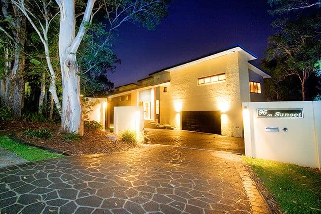 15 Luya Street, Fairfield, QLD, 4103, Fairfield - Thumbnail 2