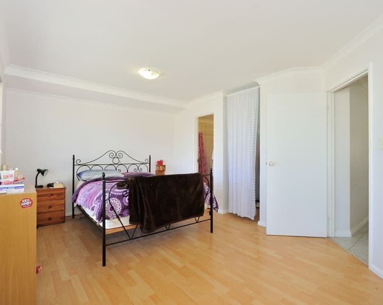 3 Dory Way, Warnbro WA 6169, Warnbro - Thumbnail 2