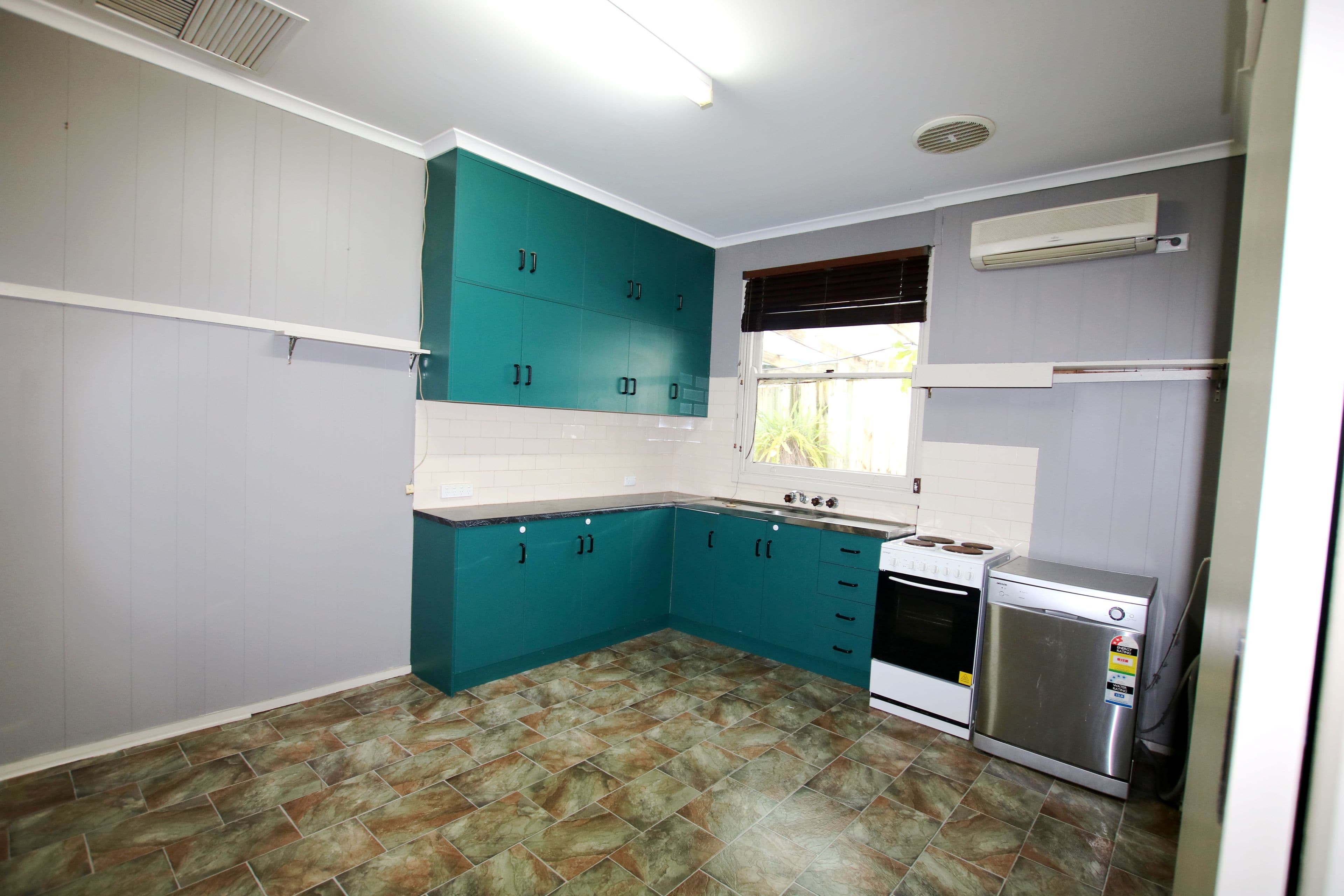 2 Heming Street, Waikerie SA 5330, Waikerie - Thumbnail 3