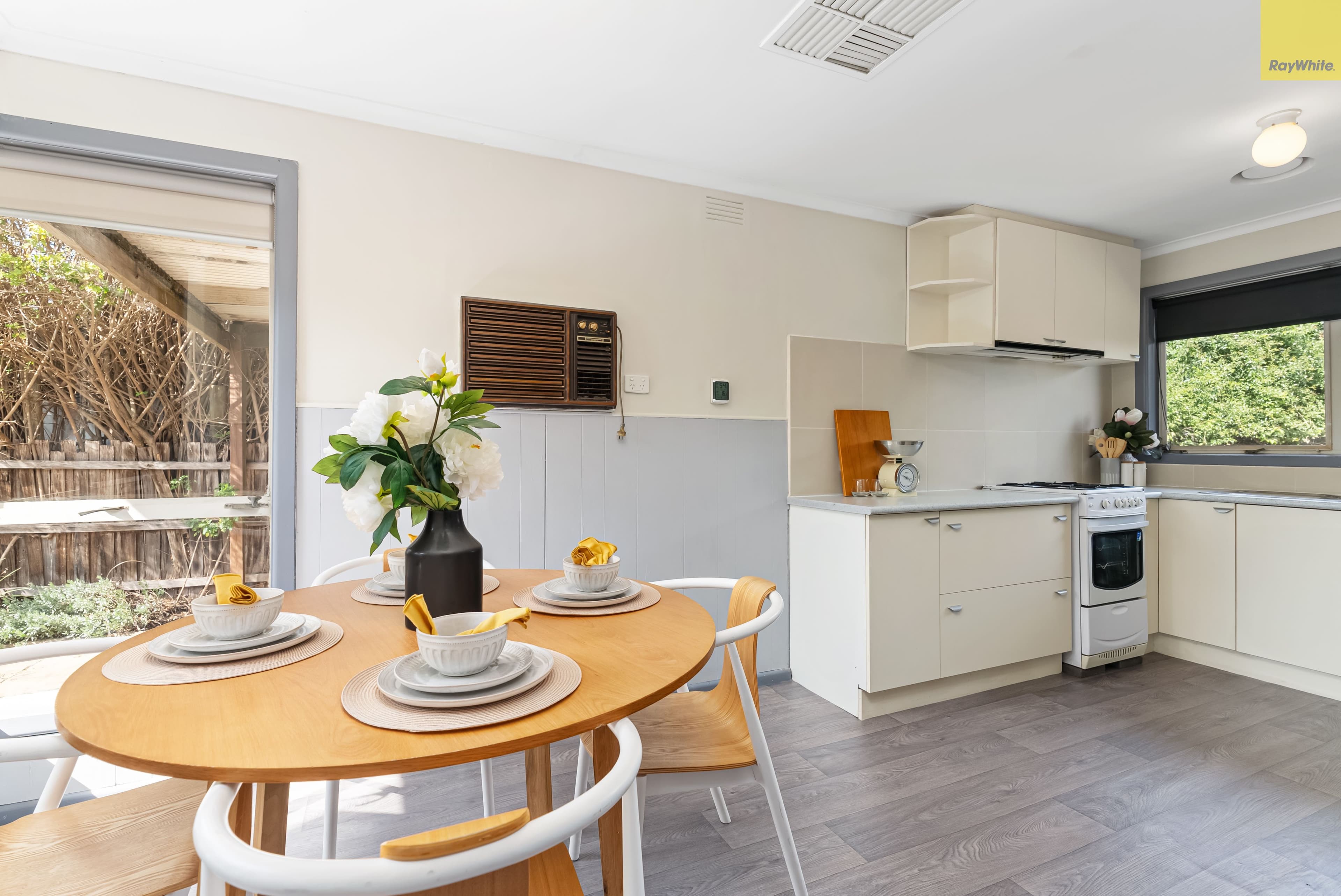 5 Swan Street, Melton VIC 3337, Melton - Thumbnail 8