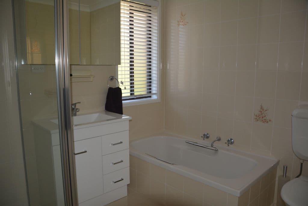 1 Small Street, WAGGA WAGGA NSW 2650, Wagga Wagga - Thumbnail 7