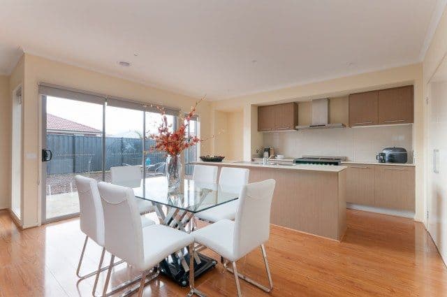48 Biltmore Crescent, ROXBURGH PARK VIC 3064, Roxburgh Park - Thumbnail 3
