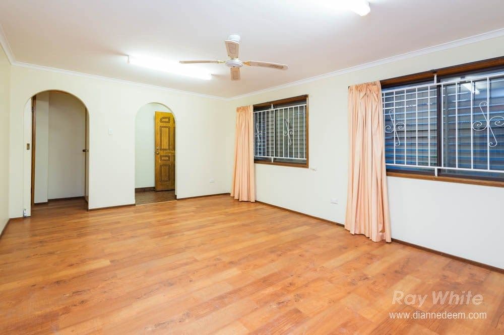 64 Wishart Road, UPPER MOUNT GRAVATT QLD 4122, Upper Mount Gravatt - Thumbnail 4