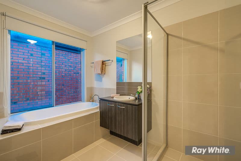 11 Bushfield Road, Truganina VIC 3029, Truganina - Thumbnail 7