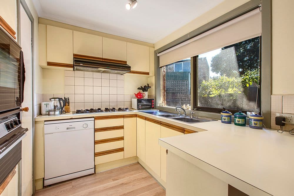 21 Outhwaite Avenue, DONCASTER VIC 3108, Doncaster - Thumbnail 5