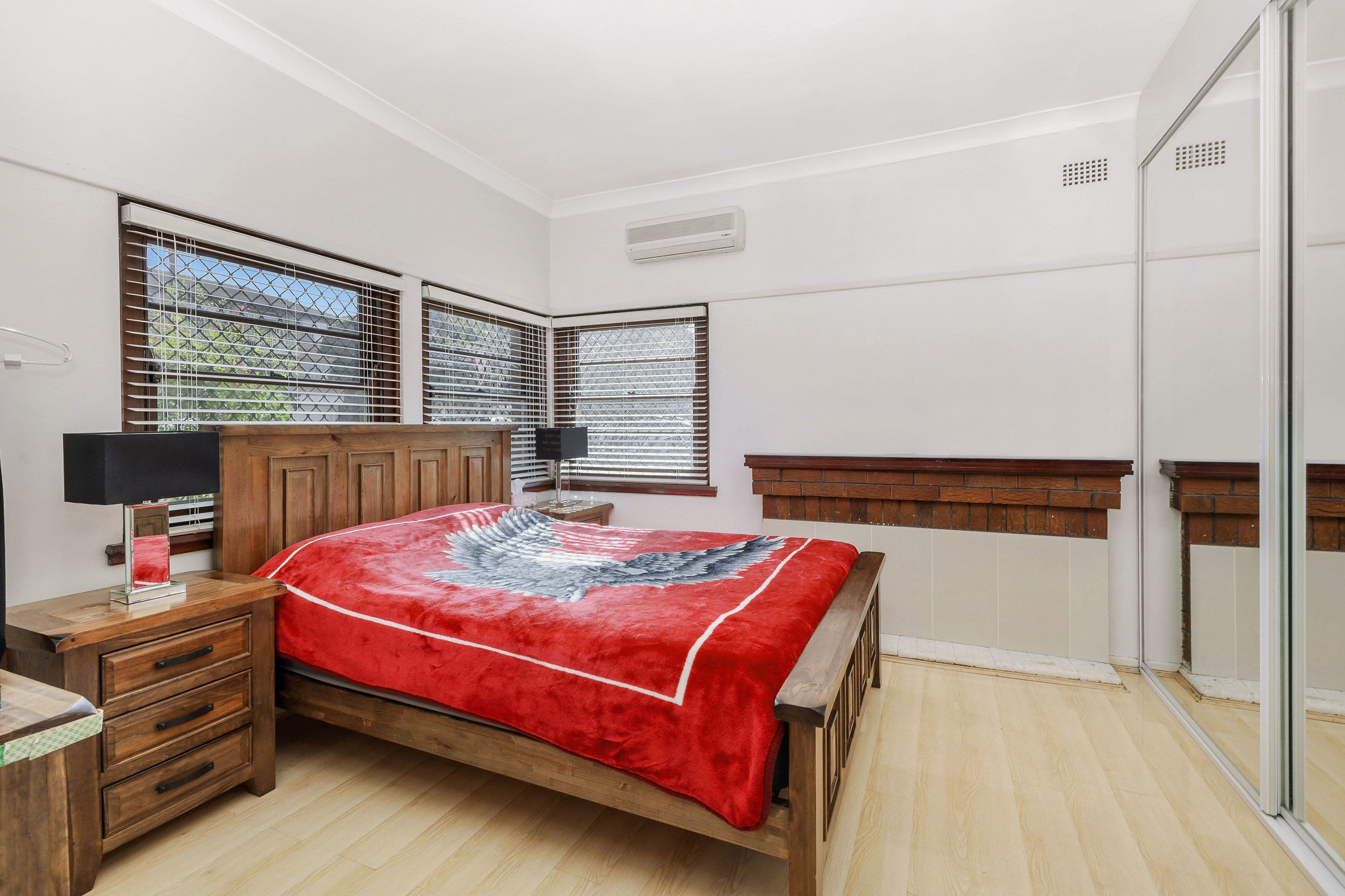 154 Matthews Avenue, Orange, Bexley - Thumbnail 3