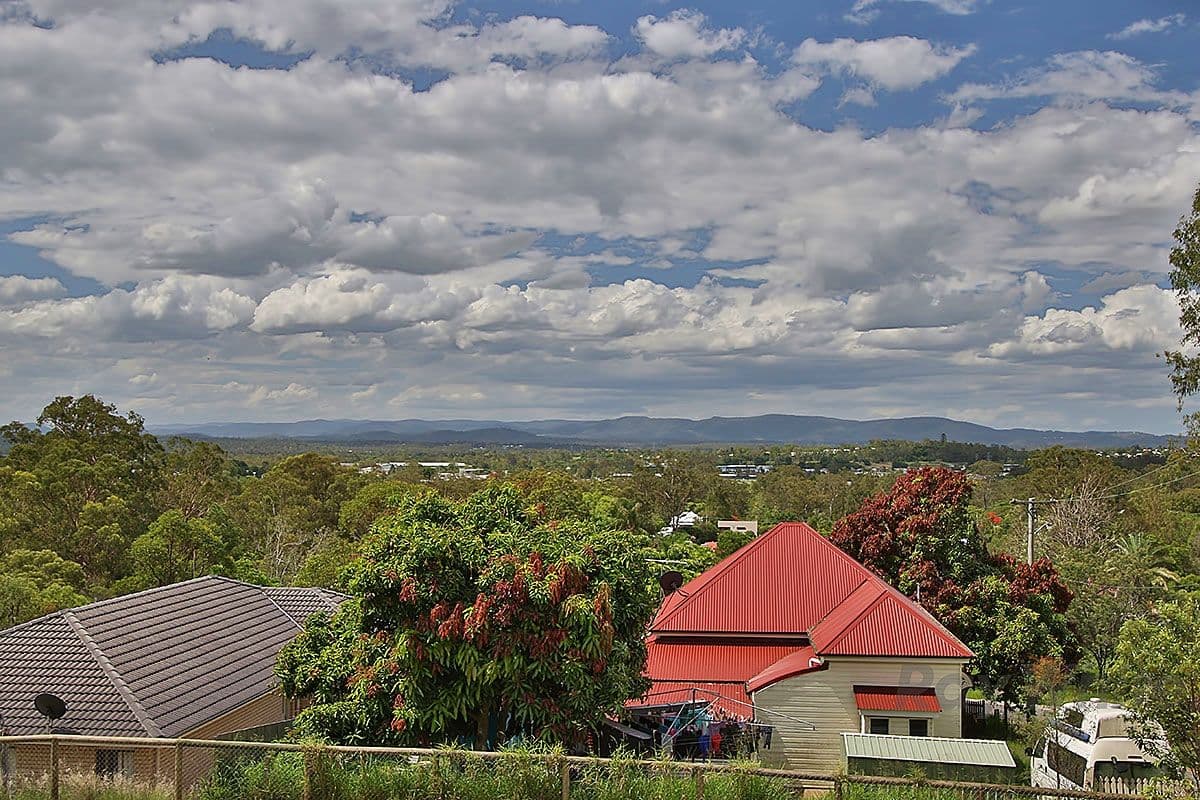 7 Hughes Lane, Blackstone QLD 4304, Blackstone - Thumbnail 2