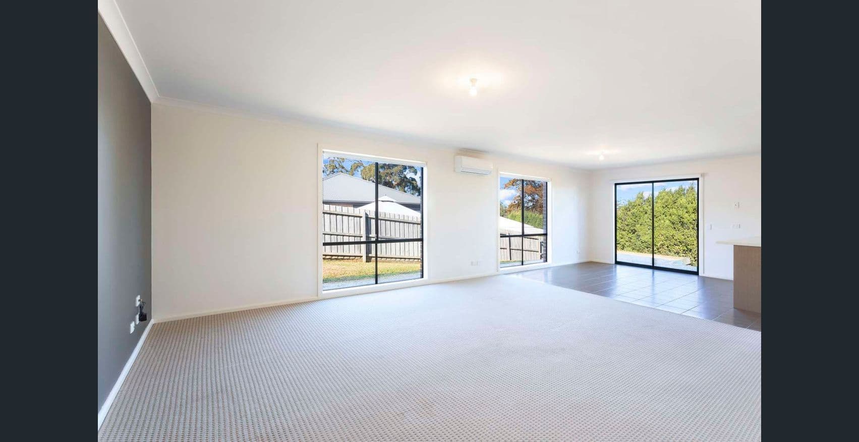 13 Sutherland Way, Drouin VIC 3818, Drouin - Thumbnail 4