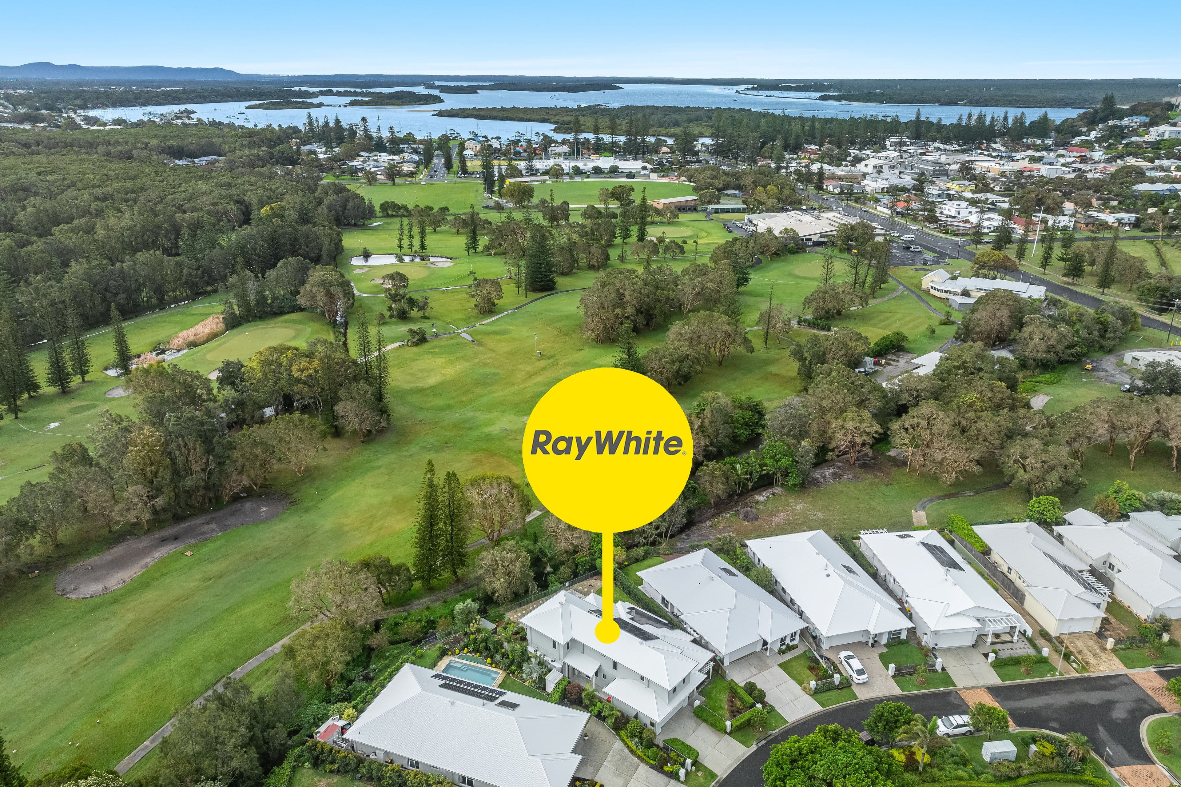 20 The Drive, Yamba NSW 2464, Yamba - Thumbnail 2