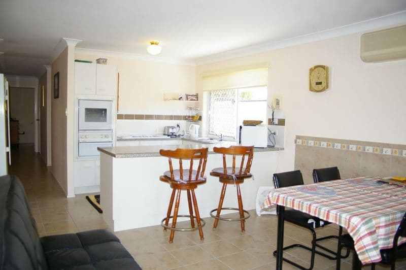 11 Sandra Court, DECEPTION BAY QLD 4508, Deception Bay - Thumbnail 3
