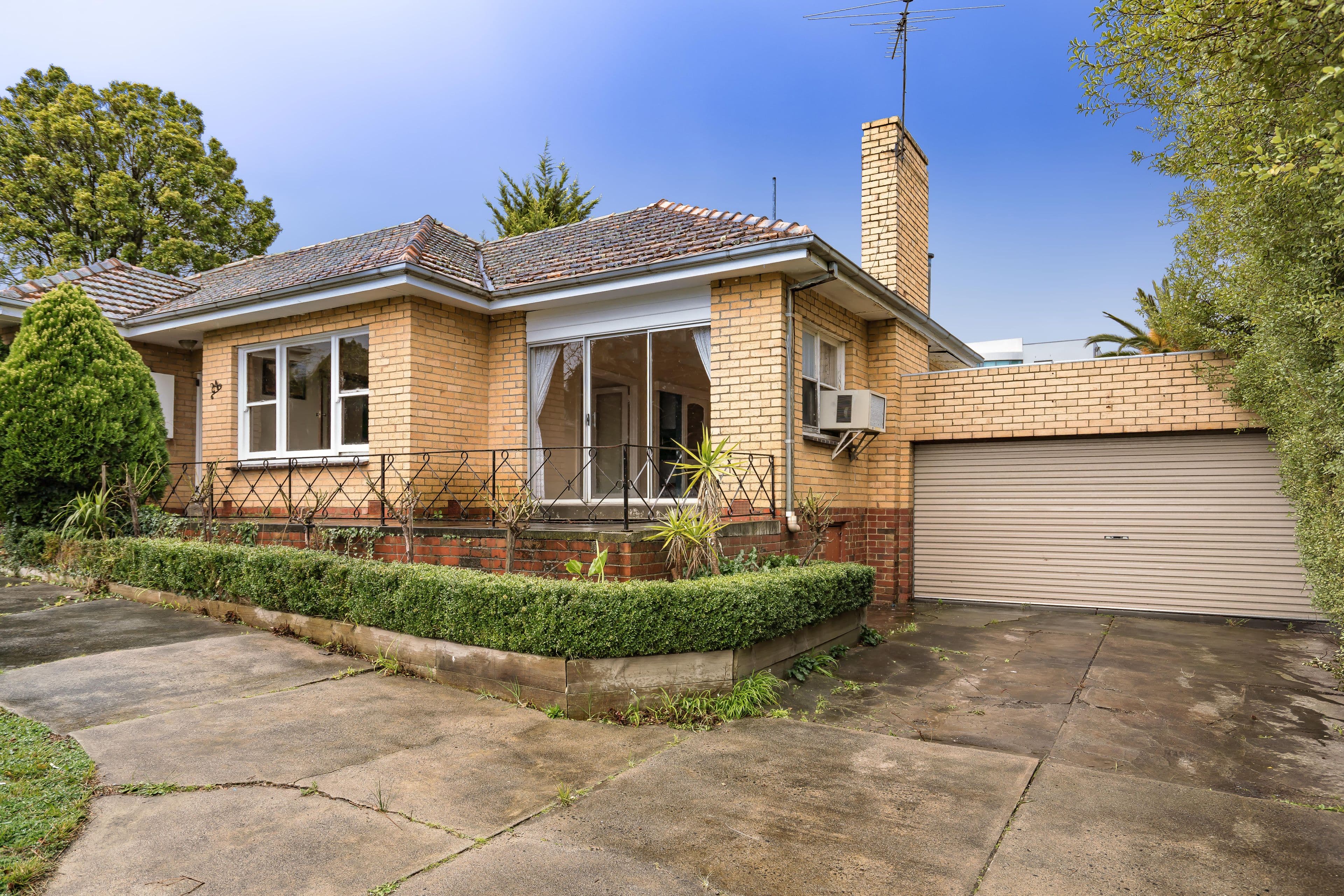 24 Sunnyside Road, Mount Waverley VIC 3149, Mount Waverley - Image 1