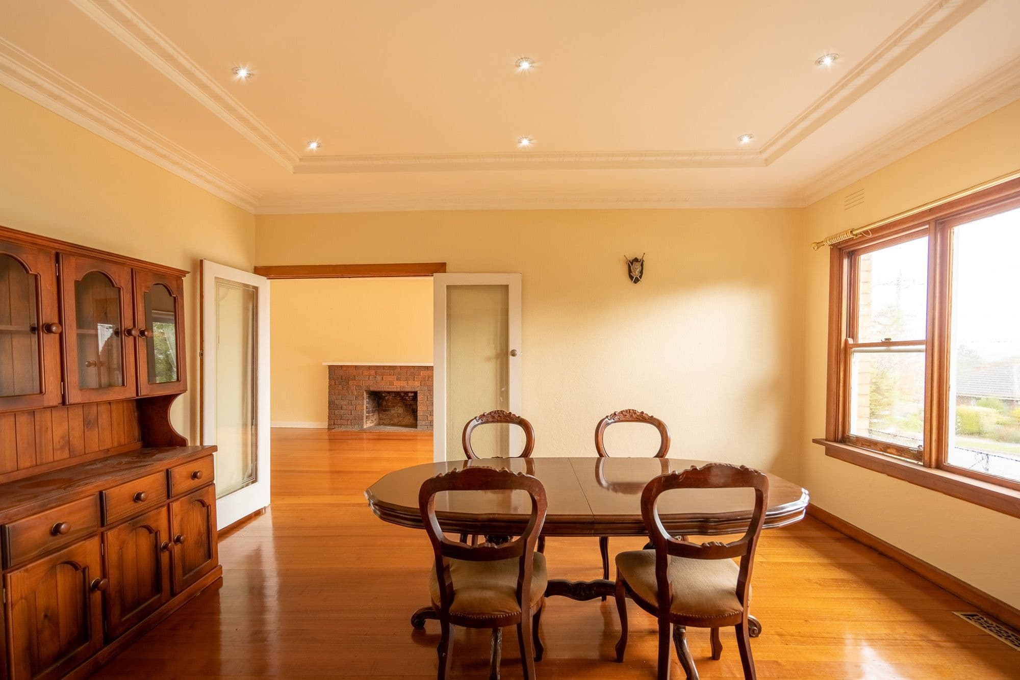 24 Sunnyside Road, Mount Waverley VIC 3149, Mount Waverley - Thumbnail 3