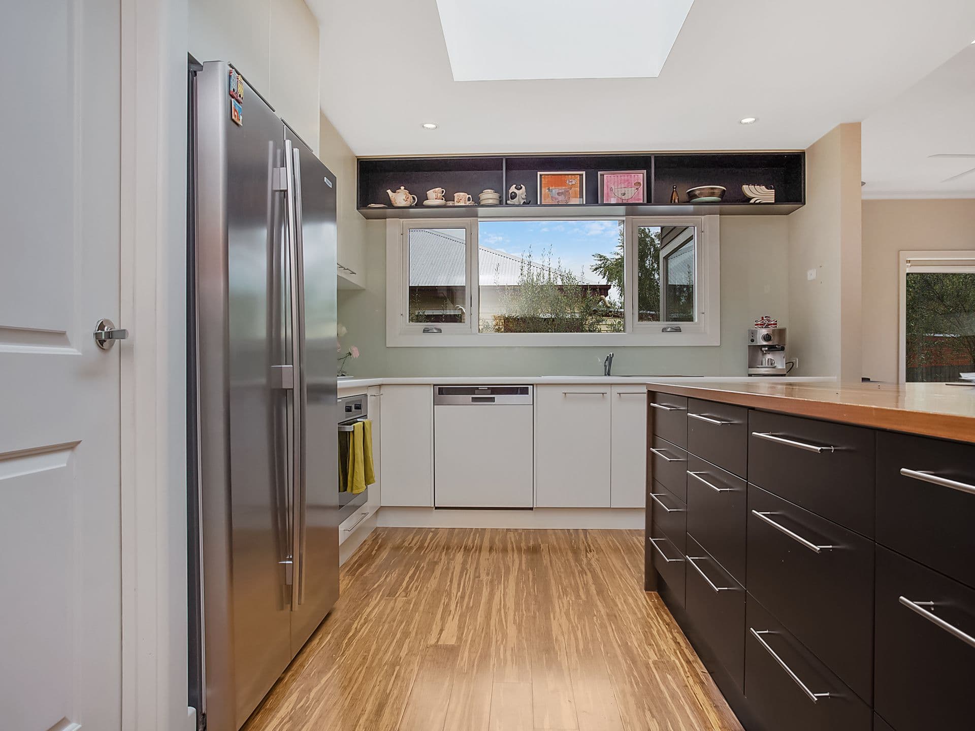 41 Lawrence Street, Camperdown VIC 3260, Camperdown - Thumbnail 4