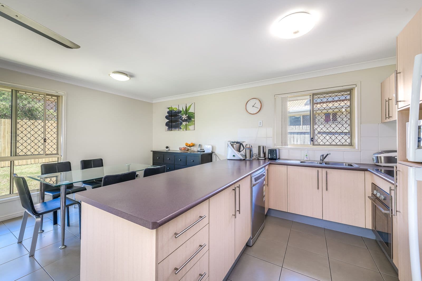 17 Shawnee Crescent, Pimpama QLD 4209, Pimpama - Thumbnail 4