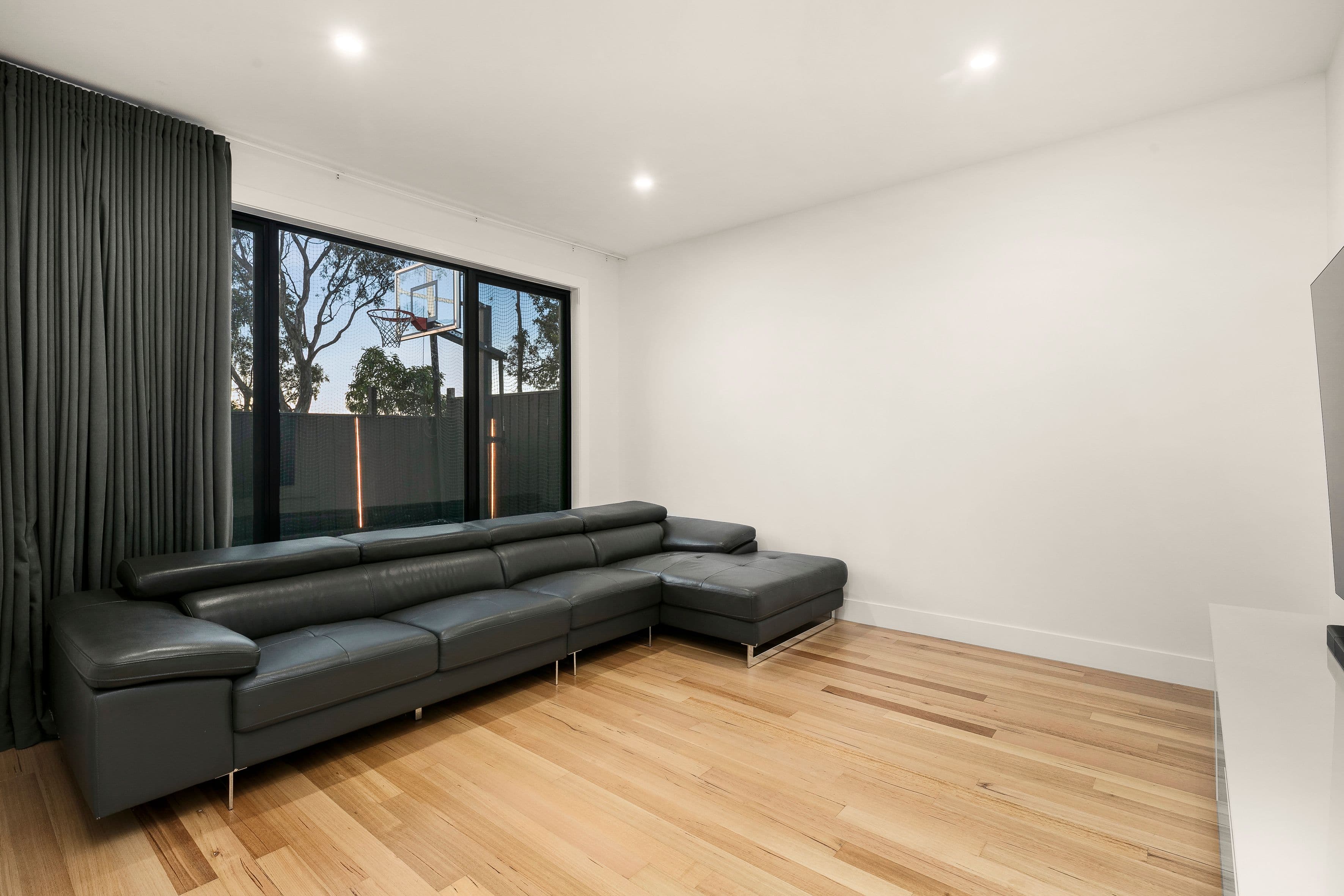 31 Saffron Street, Greenvale VIC 3059, Greenvale - Thumbnail 7