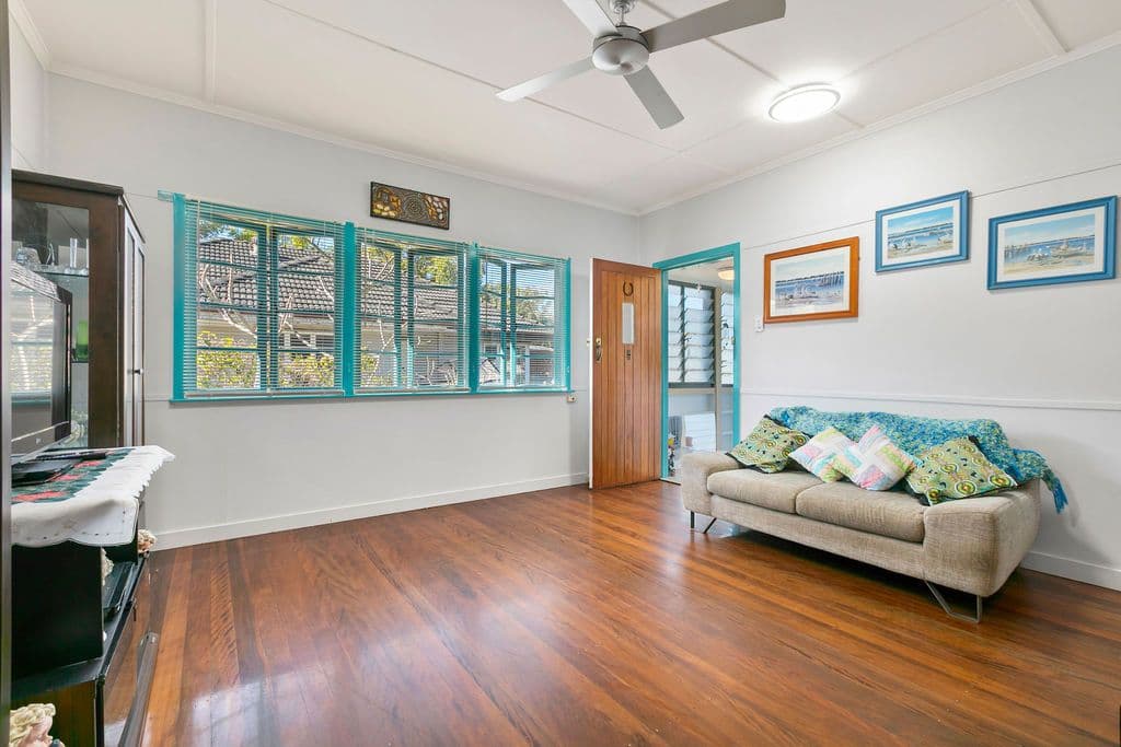 10 Upwood Street, Coopers Plains QLD 4108, Coopers Plains - Thumbnail 2