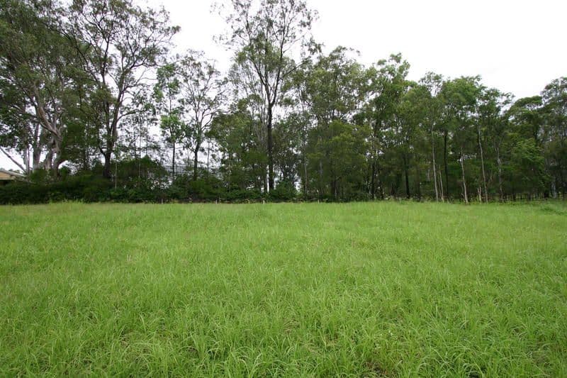 4 Eren Close, BRIDGEMAN DOWNS QLD 4035, Bridgeman Downs - Image 1