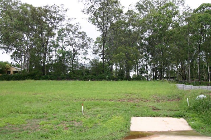 4 Eren Close, BRIDGEMAN DOWNS QLD 4035, Bridgeman Downs - Thumbnail 4