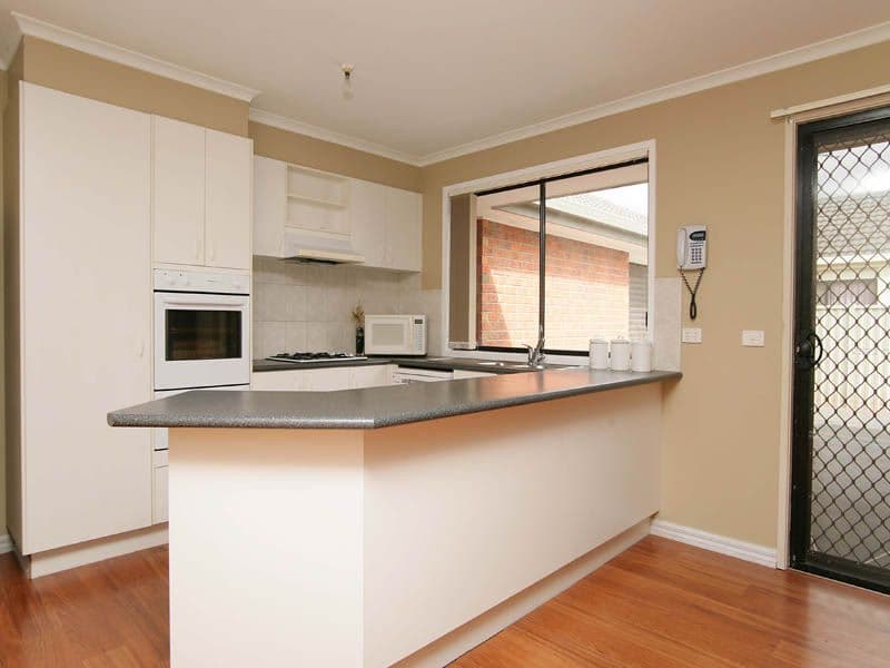 34 Jacaranda Place, CRAIGIEBURN VIC 3064, Craigieburn - Thumbnail 4