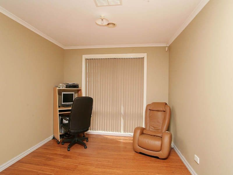 34 Jacaranda Place, CRAIGIEBURN VIC 3064, Craigieburn - Thumbnail 5