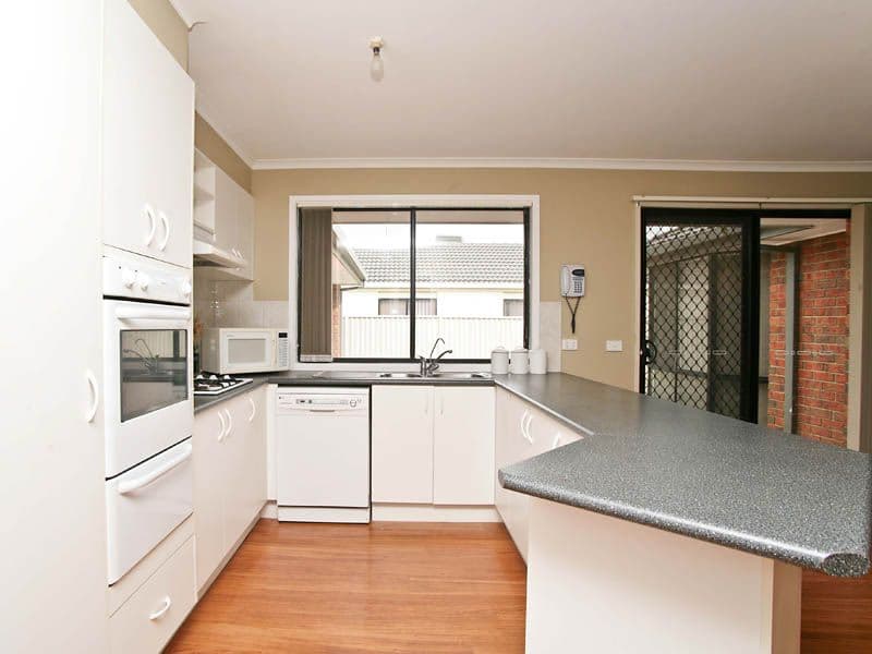 34 Jacaranda Place, CRAIGIEBURN VIC 3064, Craigieburn - Thumbnail 6