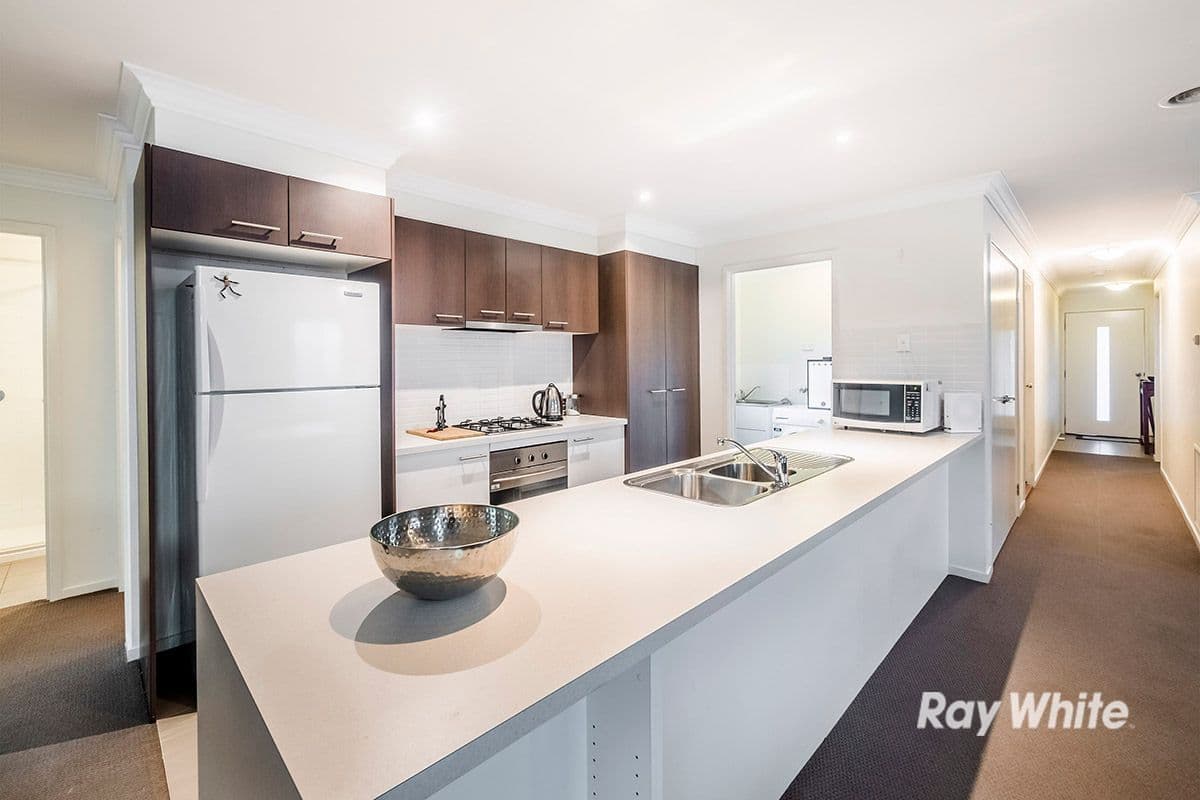 27 Hayman Street, Berwick VIC 3806, Berwick - Thumbnail 3