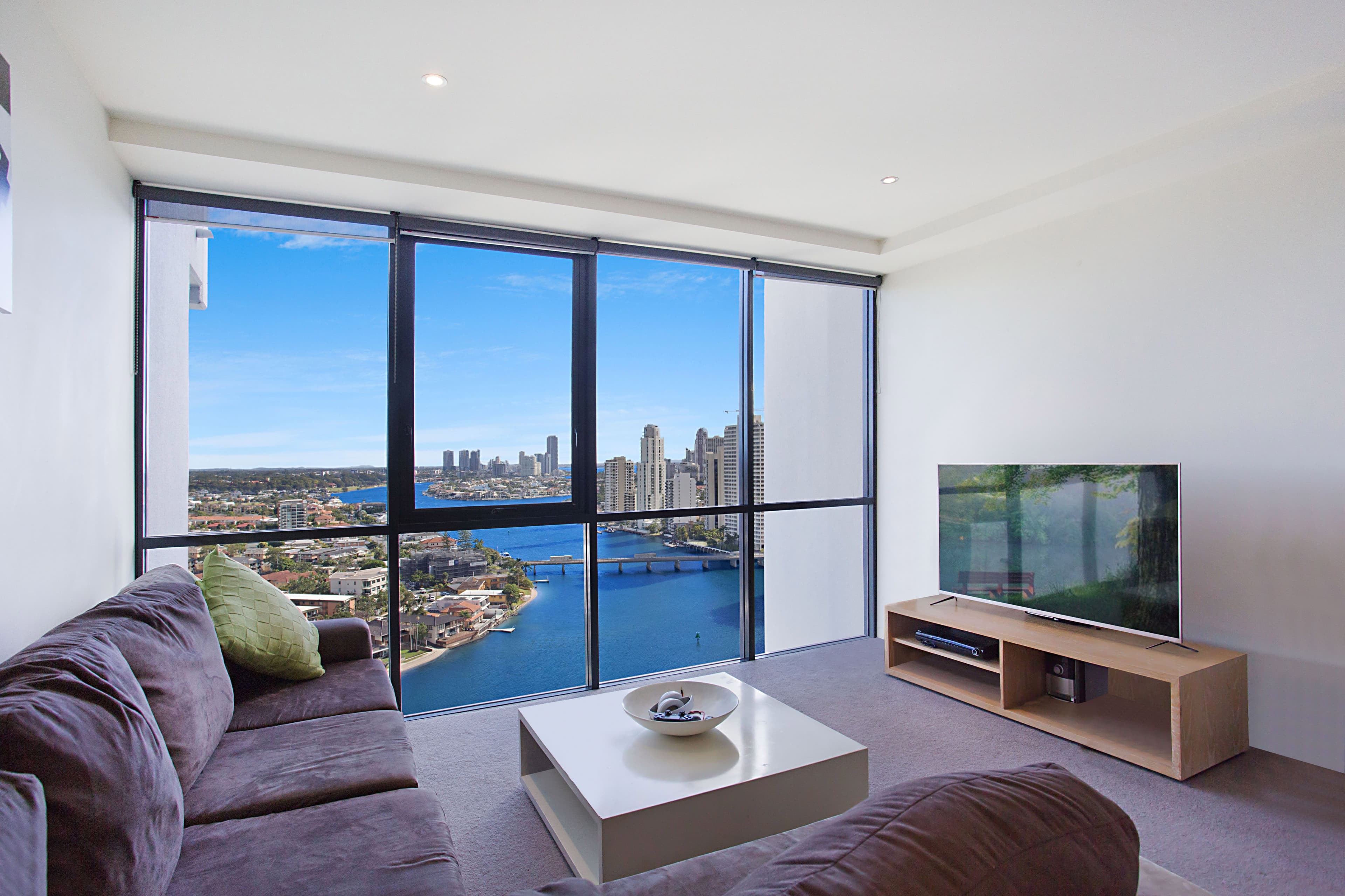 2005 'Avalon Apartments' 4 Wahroonga Place, Surfers Paradise QLD 4217, Surfers Paradise - Thumbnail 2