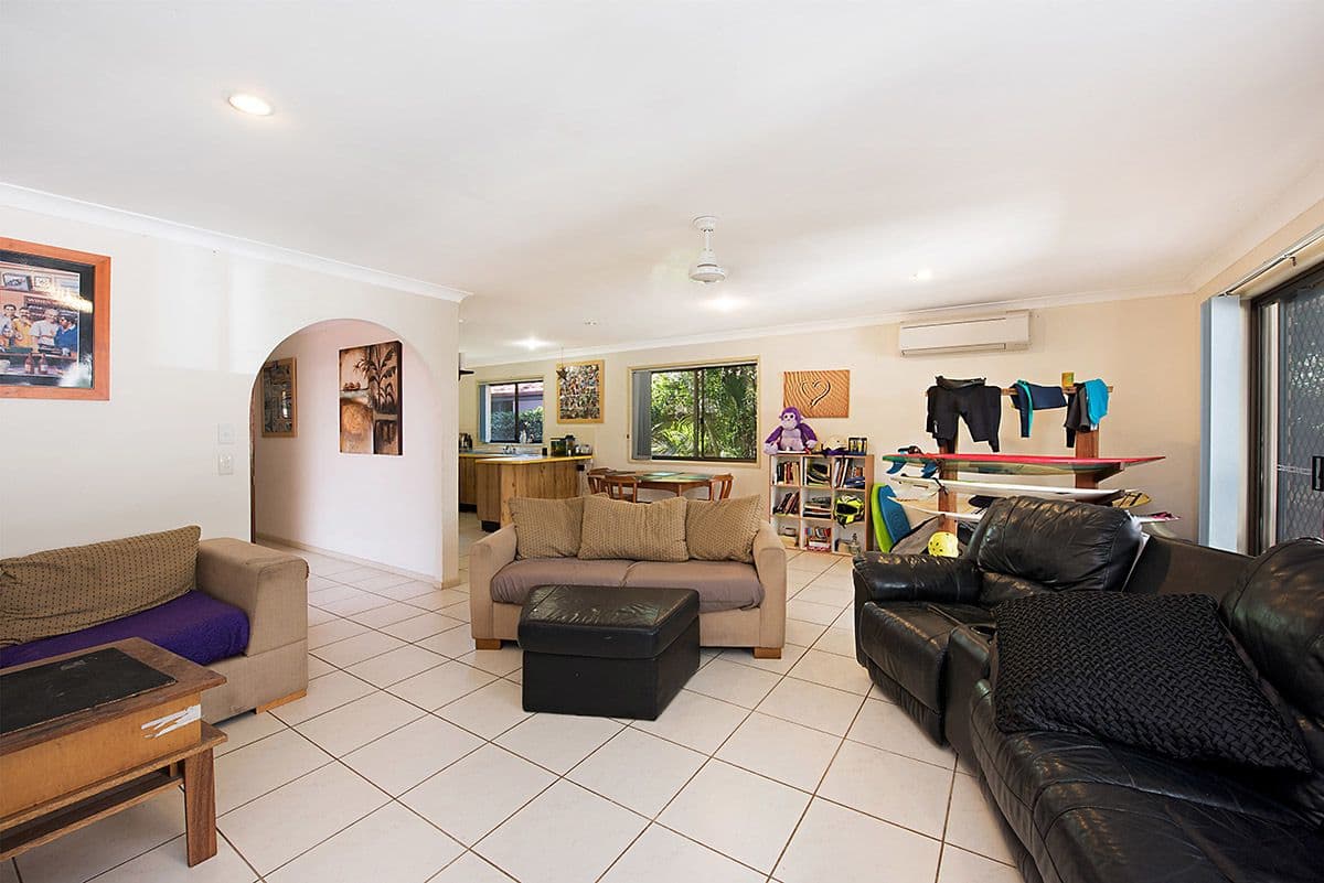 180 Oceanic Drive, Warana QLD 4575, Warana - Thumbnail 2