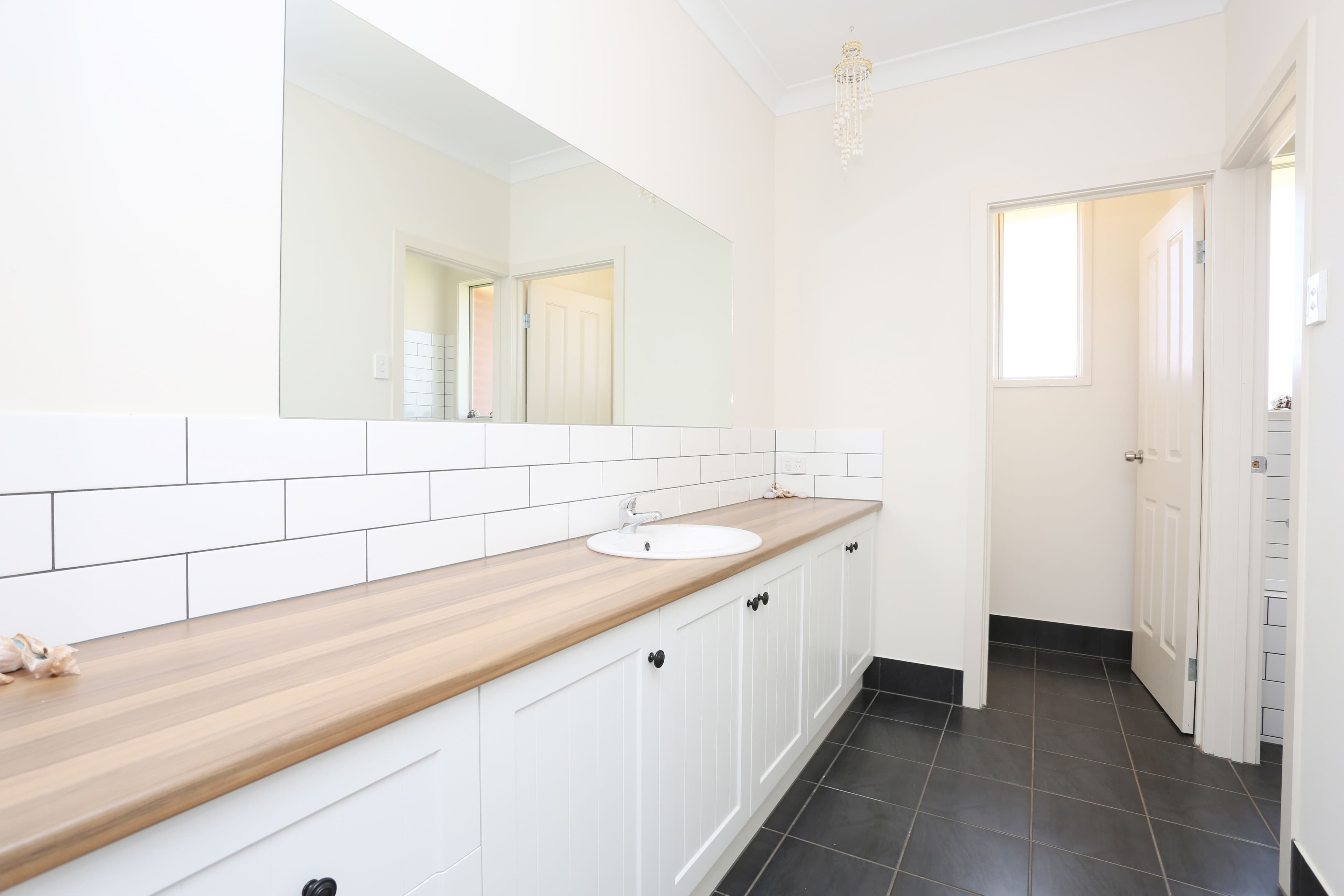 18 Honeysuckle Drive, Balaklava SA 5461, Balaklava - Thumbnail 8