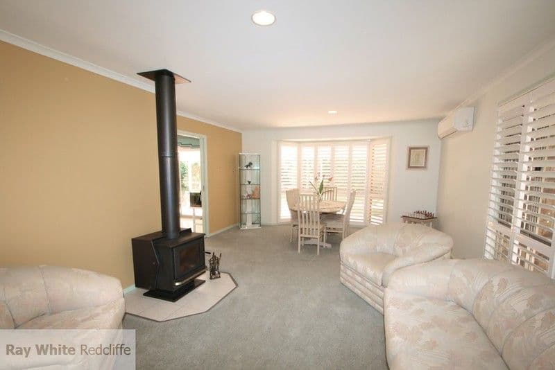 23 Hampshire Court, KIPPA-RING QLD 4021, Kippa-Ring - Thumbnail 2