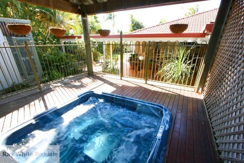 23 Hampshire Court, KIPPA-RING QLD 4021, Kippa-Ring - Thumbnail 8