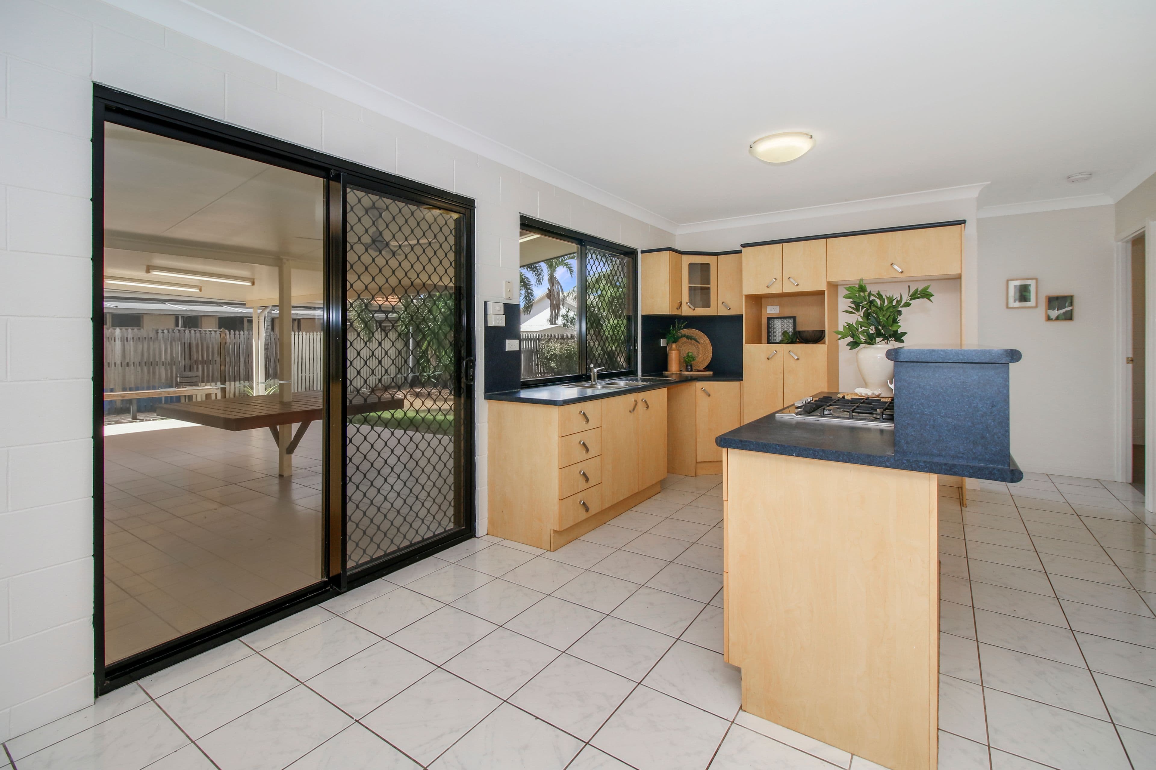 21 Concord Crescent, Kirwan QLD 4817, Kirwan - Thumbnail 2