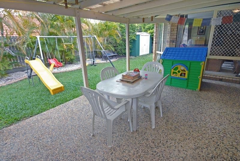 7 Lorenc Place, BRIDGEMAN DOWNS QLD 4035, Bridgeman Downs - Thumbnail 2
