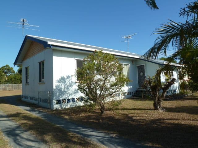 88 Grendon Street, NORTH MACKAY QLD 4740, North Mackay - Thumbnail 2