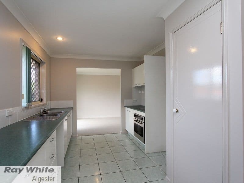 3 Newland Crescent, PARKINSON QLD 4115, Parkinson - Thumbnail 2