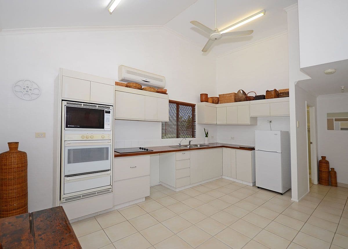 30 Petersen Road, CRAIGNISH QLD 4655, Craignish - Thumbnail 2