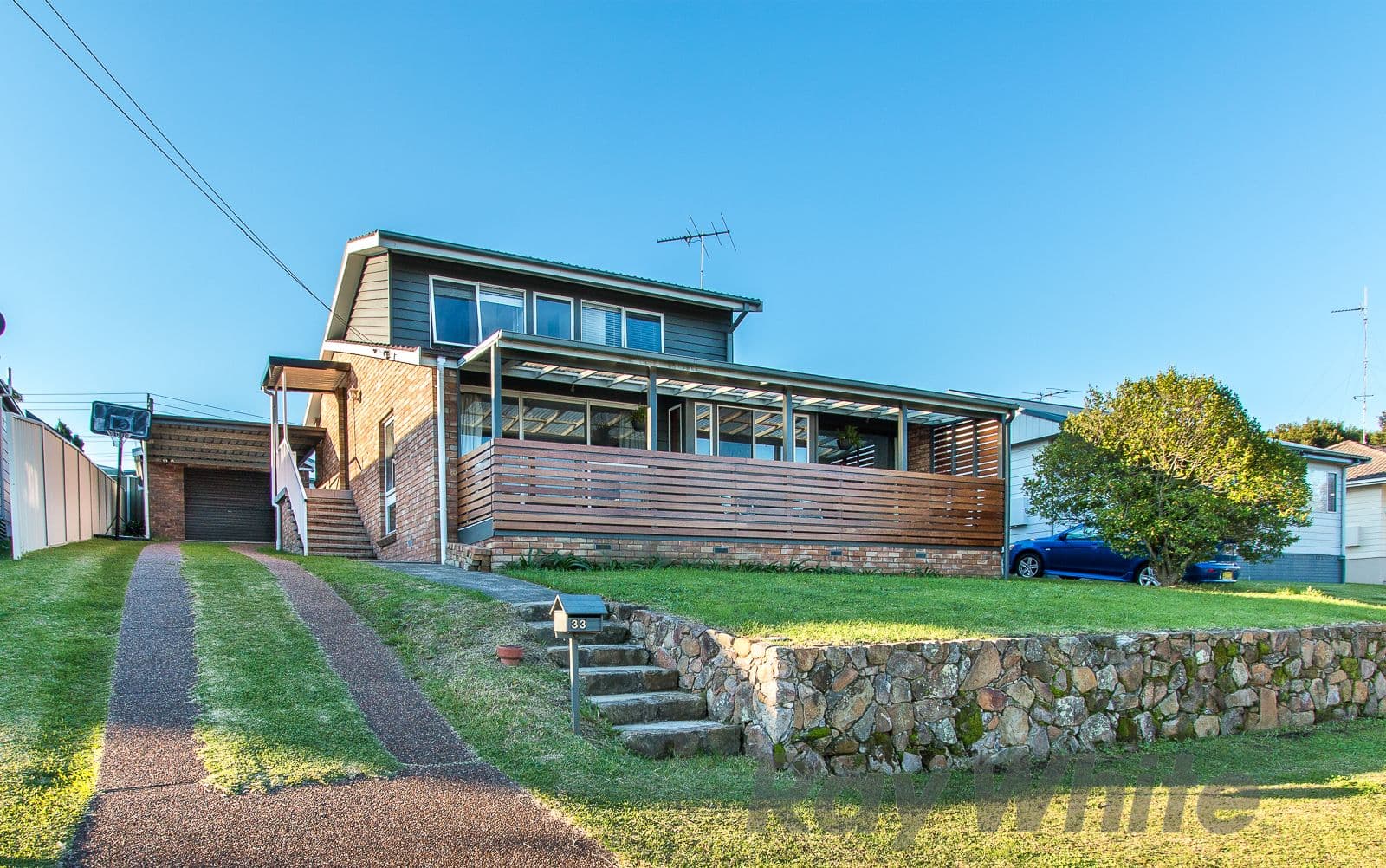 33 Walumbi Avenue, Tingira Heights - Image 1