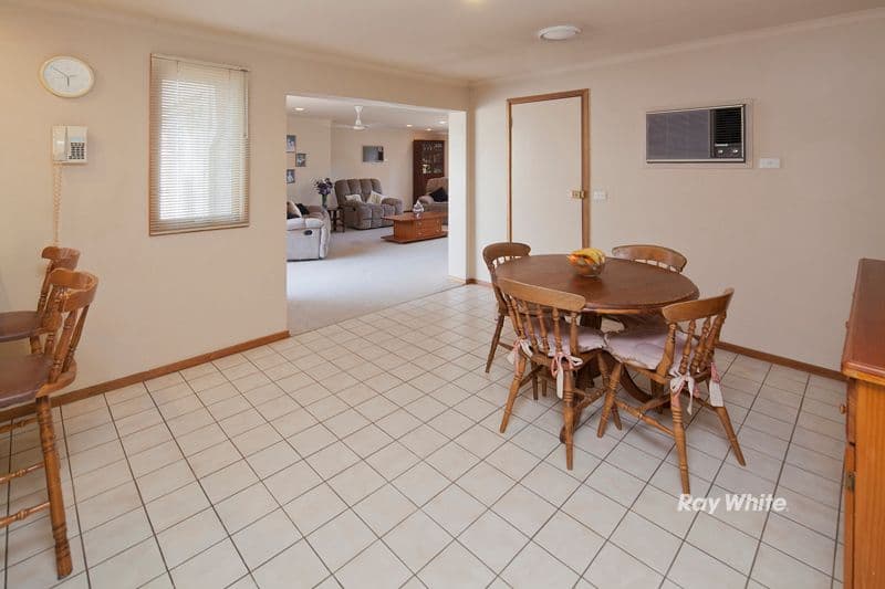 5 Saligna Court, LANGWARRIN VIC 3910, Langwarrin - Thumbnail 8