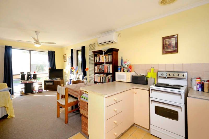 1 Clydesdale Crescent, BELMONT VIC 3216, Belmont - Thumbnail 2
