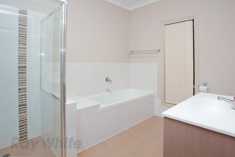 4 Clearpoint Way, SPRINGFIELD LAKES QLD 4300, Springfield Lakes - Thumbnail 4