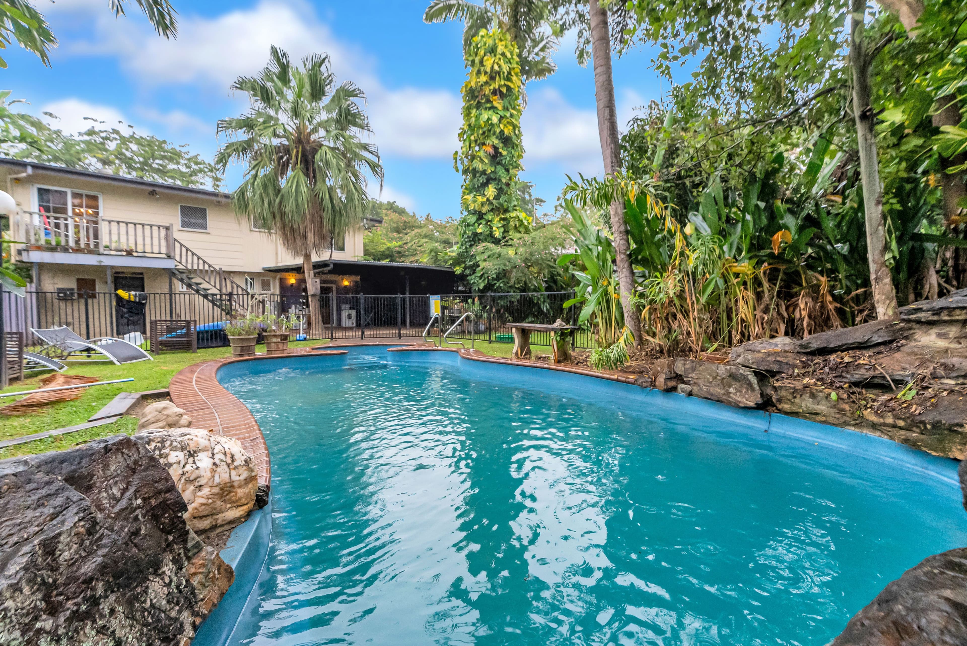 372-374 Mayers Street, Edge Hill QLD 4870, Edge Hill - Thumbnail 2