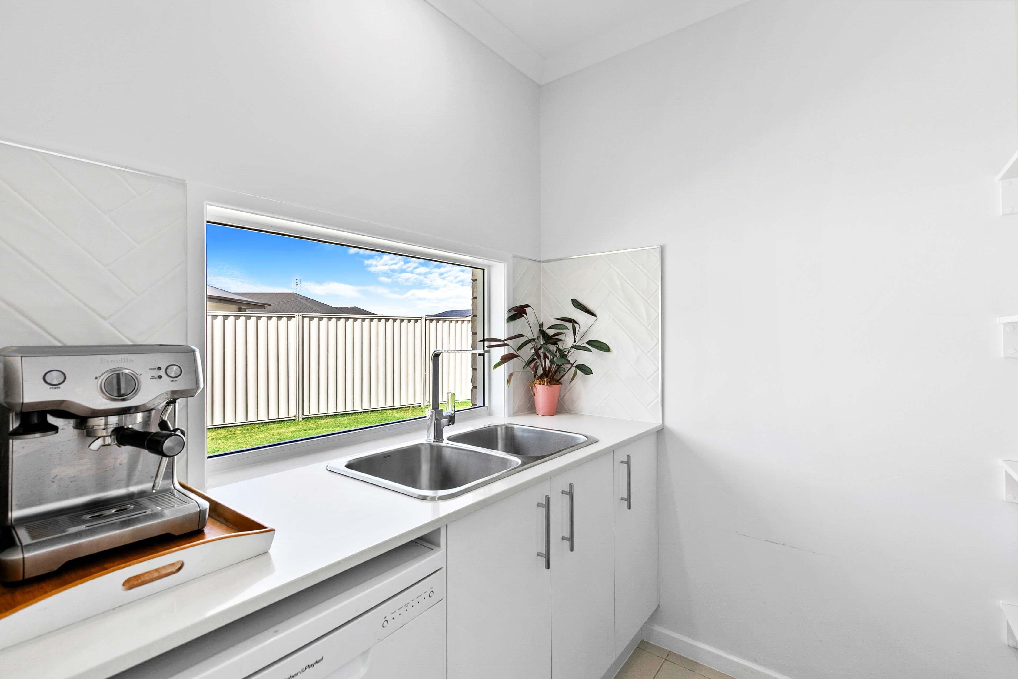 151 Bay Park Road, Wondunna QLD 4655, Wondunna - Thumbnail 6