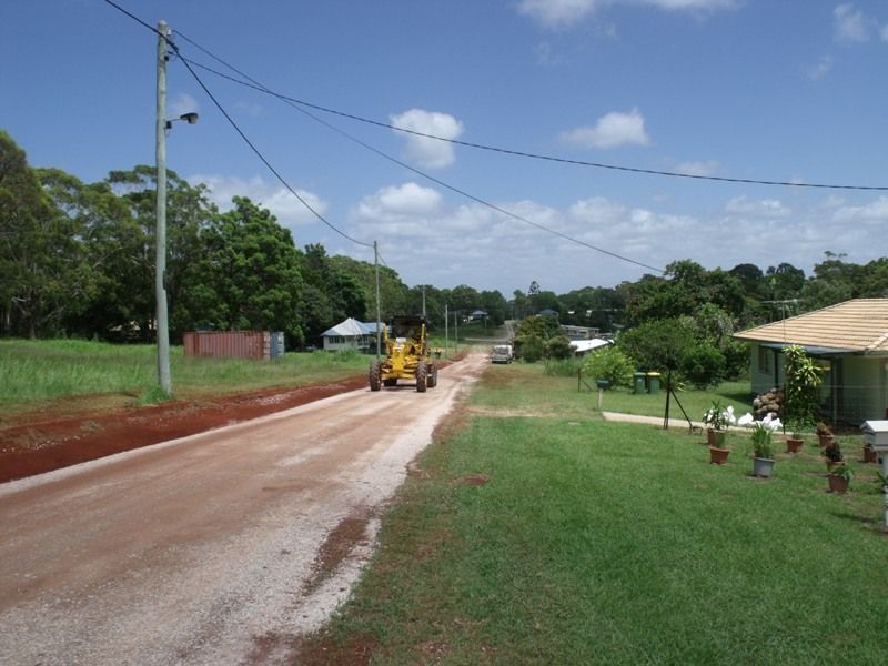 24 Laurel Street, RUSSELL ISLAND QLD 4184, Russell Island - Thumbnail 4