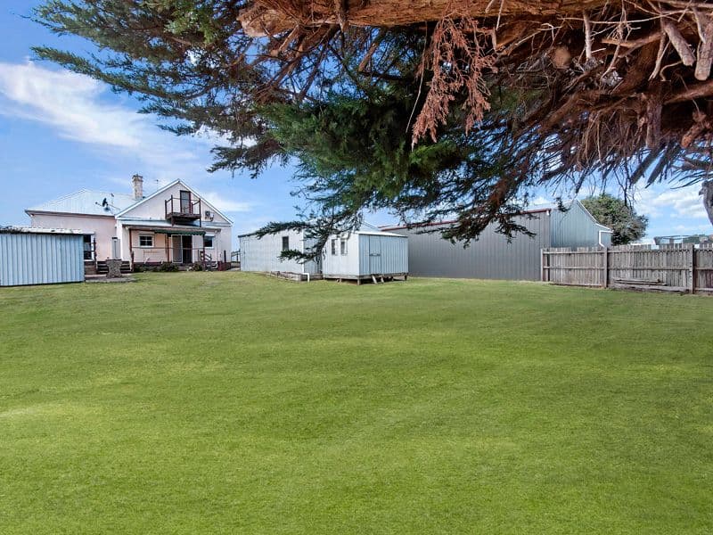 211 Russell Street, Dennington VIC 3280, Dennington - Thumbnail 8