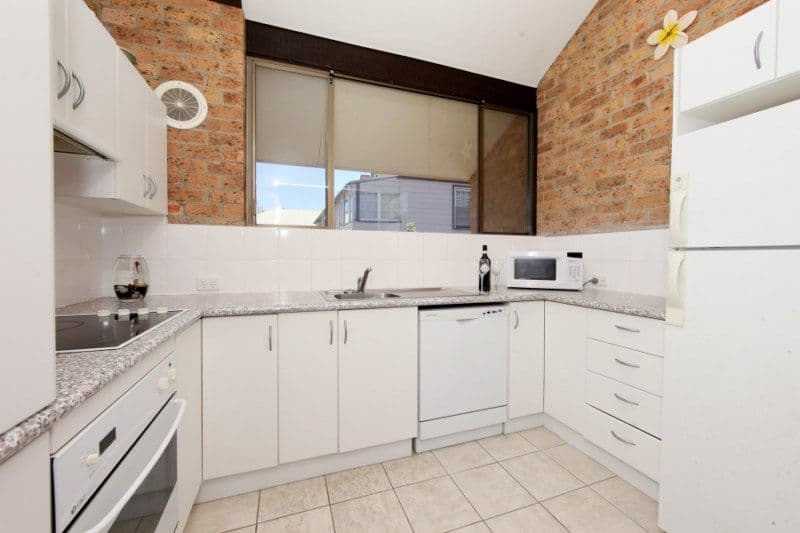 27  Corlette Street, COOKS HILL NSW 2300, Cooks Hill - Thumbnail 3